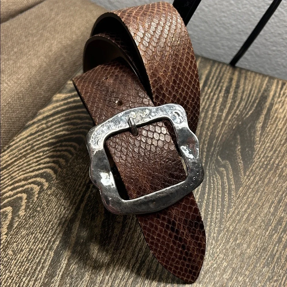 Art Moda Textured Brown Belt with Silver Buckle Made in Italy EUR Size 90= US 36
